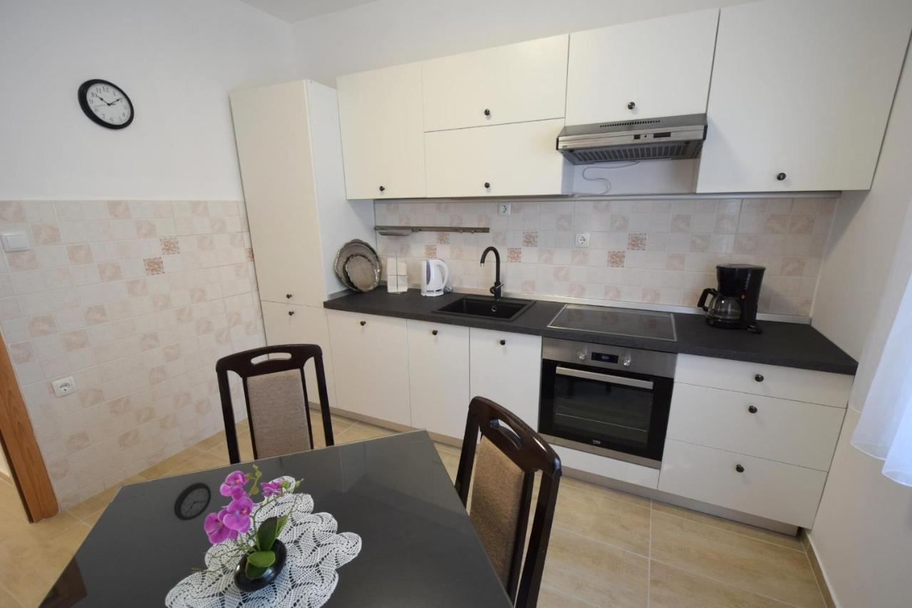Apartments Buturajac Krk Town Esterno foto