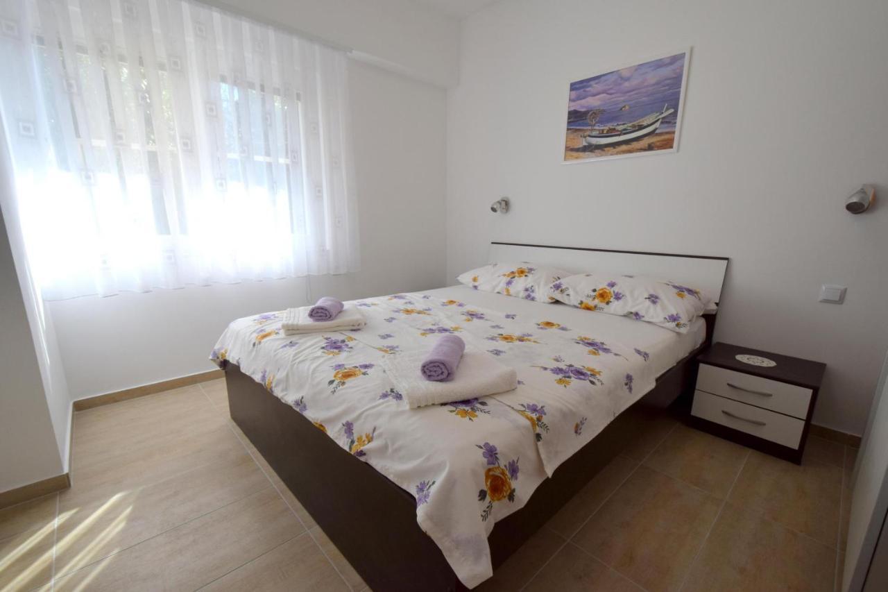 Apartments Buturajac Krk Town Esterno foto